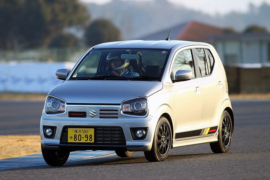  Suzuki Alto Works 2015 года  (фото 14 из 18)